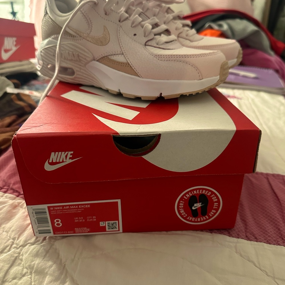 Women’s Nike air max excee